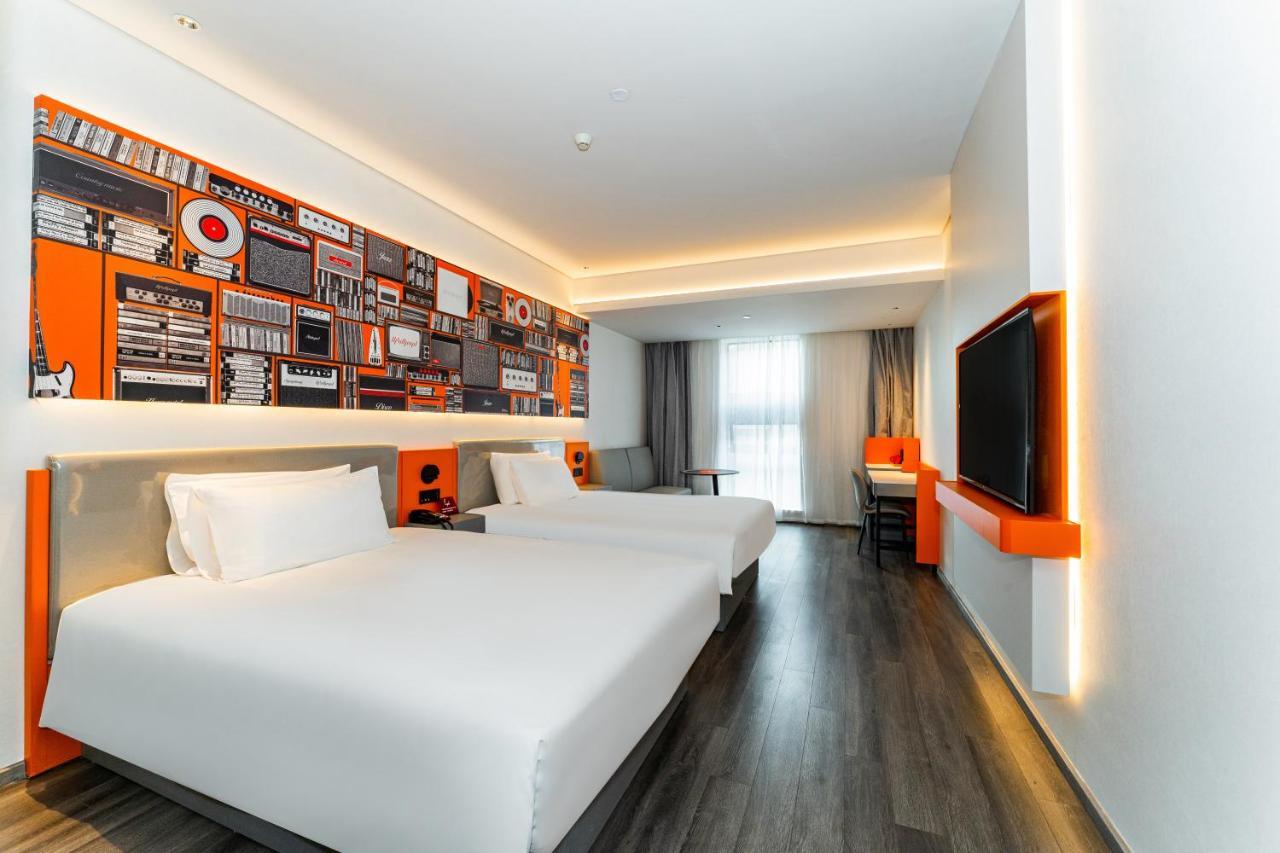 Ibis Styles Hotel - 260M From Guangji Street Subway Station Xi'an  Exterior photo