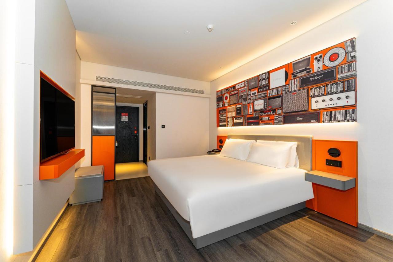 Ibis Styles Hotel - 260M From Guangji Street Subway Station Xi'an  Exterior photo