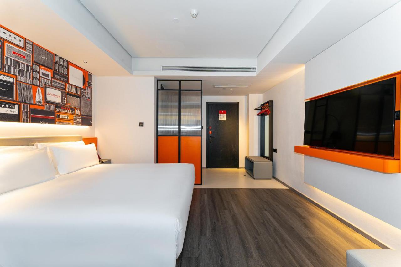Ibis Styles Hotel - 260M From Guangji Street Subway Station Xi'an  Exterior photo